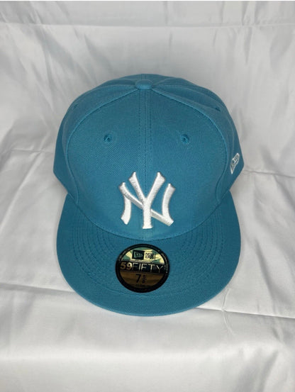 New York Yankees Teal Blue 59FIFTY Fitted Hat – White Logo